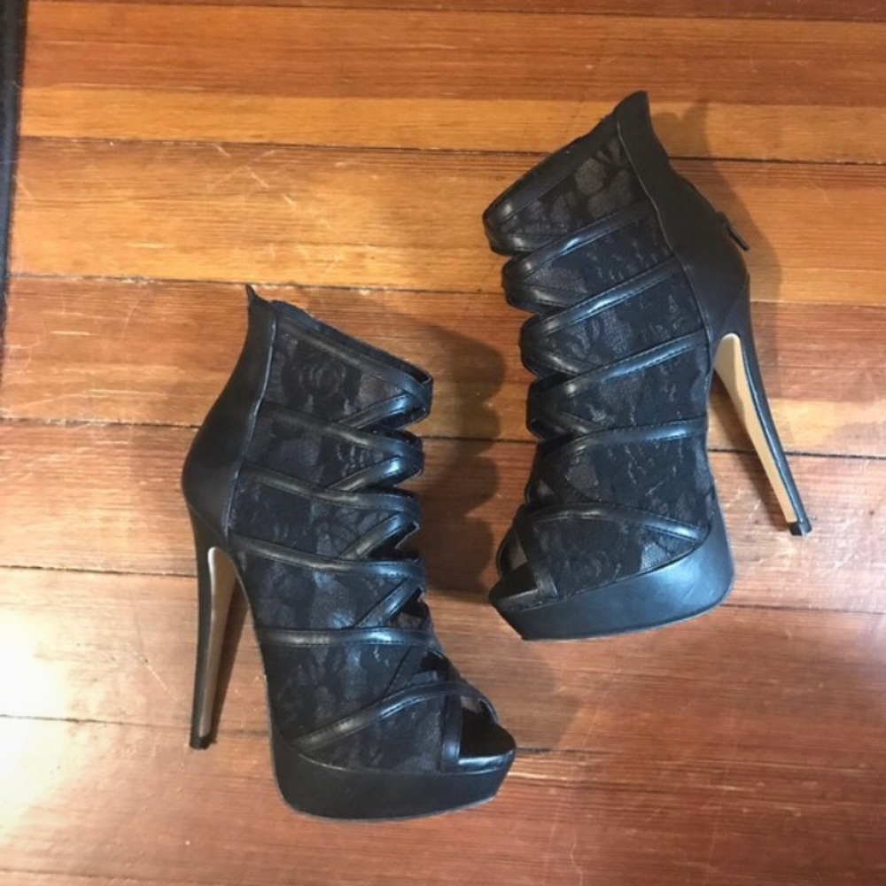 Black Lace Peep toe Stiletto